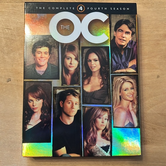The OC Complete Boxsets on DVD seasons 1-4, tv show 2000s - Picture 6 of 6